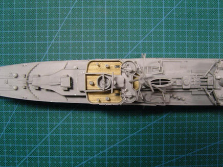 1/350 Artwox DKM Zerstorer Z-43 1944 Wood Deck 10018
