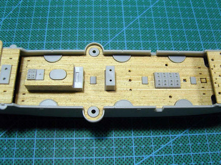 1/350 Artwox Imperial Chinese Peiyang Fleet 'Chin Yuen' Wood Deck 10020