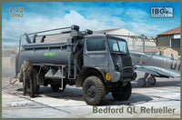 1/72 IBG Model Bedford QL Refueller Plastic Model Kit 72082