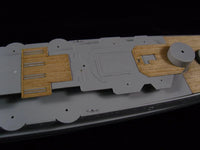 1/350 Artwox Italian Heavy Cruser Pola 1941 Wood Deck 10059