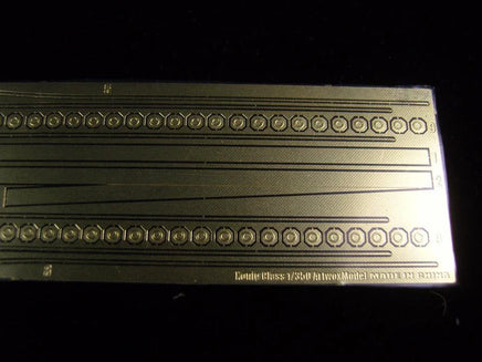 1/350 Artwox German Battleship Markgraf Wood Deck 10061