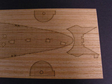 1/350 Artwox DKM Scharnhorst Wood Deck (DML) 10083