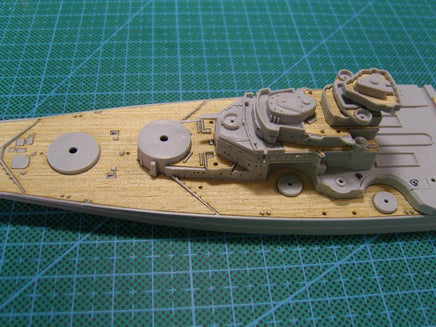 1/700 Artwox DKM Tirpitz 1944 Wood Deck 20008