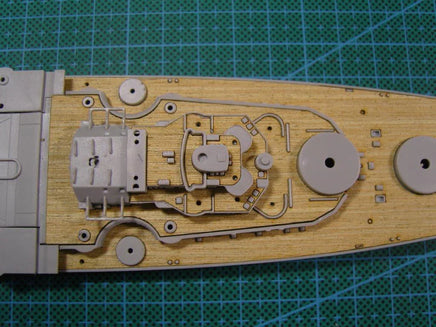 1/700 Artwox DKM Tirpitz 1944 Wood Deck 20008