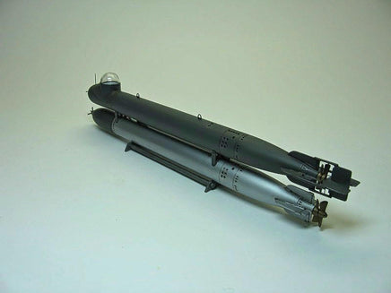 1/35 Mikro Mir Neger German Midget Submarine 035001