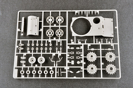 1/35 Trumpeter Russian KV-9 Heavy Tank - 09563