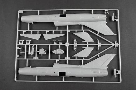 1/48 Trumpeter JJ-7 Trainer - 02824 - MPM Hobbies