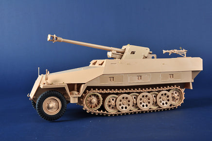 1/16 Trumpeter Sd.Kfz 251/22D - 00943