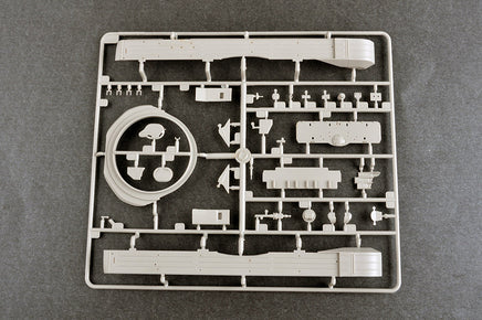 1/35 Trumpeter Russian T-72B1 with KTM-6 & Grating Armour - 09609