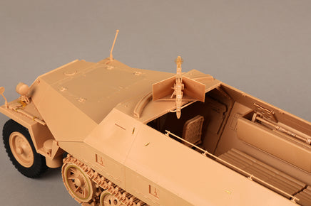 1/16 Trumpeter Sd.Kfz 251 D - 00942