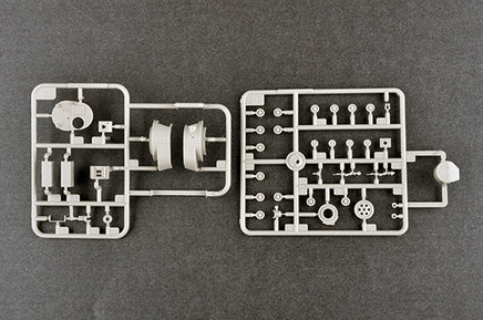 1/72 Trumpeter Soviet T-28 Medium Tank (Riveted) - 07151