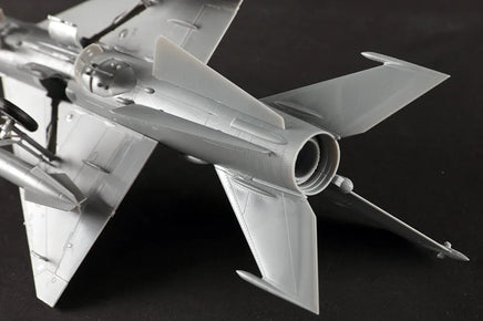 1/48 Trumpeter JJ-7 Trainer - 02824 - MPM Hobbies