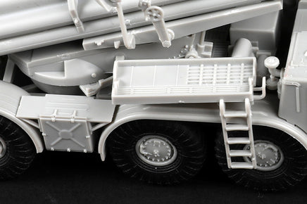 1/72 Trumpeter Russian 9P140 TEL of 9K57 Uragan MLS - 07180