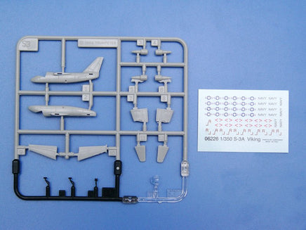 1/350 Trumpeter S-3B Viking Carrier-Based Aircraft - 06226