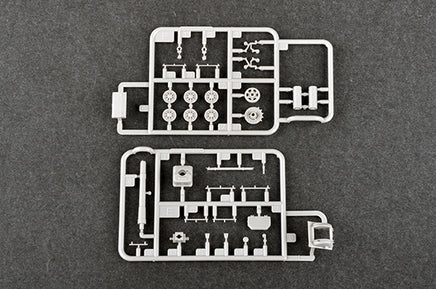 1/72 Trumpeter Soviet Su-152 Self-Propelled Heavy Howitzer - 07129