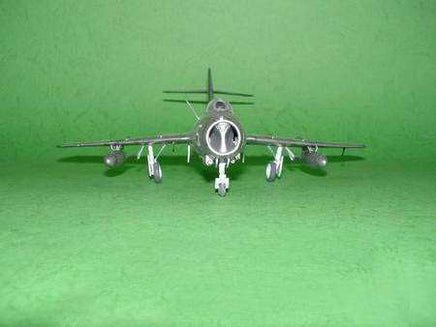 1/48 Trumpeter Mikoyan-Gurevich MiG-15 Bis Fagot-B - 02806