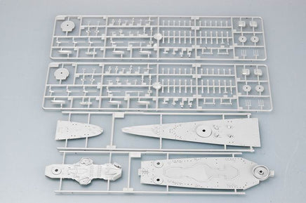 1/700 Trumpeter French Battleship Richelieu 1943 - 05750