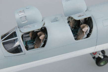 1/72 Trumpeter Tu-22M2 Backfire B Strategic Bomber - 01655