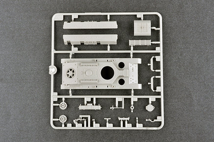 1/72 Trumpeter Soviet T-28 Medium Tank (Riveted) - 07151