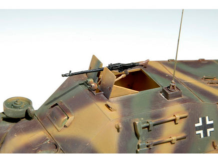 1/35 Trumpeter German 38(H) The Artillery Observation Vehicle - 355
