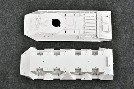 1/72 Trumpeter Russian BTR-70 APC Early Version - 07137