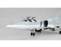 1/72 Trumpeter Tu-22M2 Backfire B Strategic Bomber - 01655