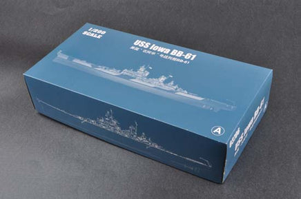 1/200 Trumpeter USS Iowa BB-61 - 03706