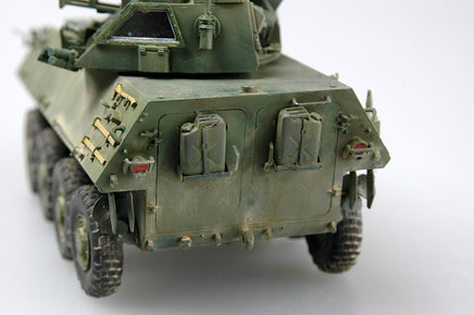 1/35 Trumpeter USMC LAV-AD Light Armored Vehicle-Air Defense - 00393