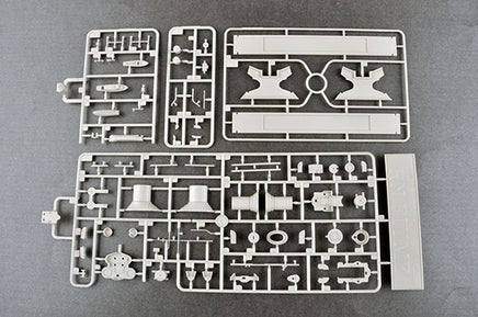 1/350 Trumpeter Italian Heavy Cruiser Fiume - 05348