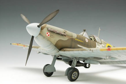 1/24 Trumpeter Supermarine Spitfire MK.Vb - 02403