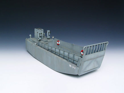 1/35 Trumpeter WWII US Navy LCM (3) Landing Craft - 347