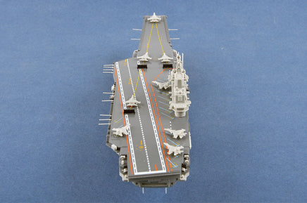 1/1000 Trumpeter PLA Navy Aircraft Carrier LiaoNing CV-16 - 7313