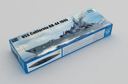 1/700 Trumpeter USS California BB-44 1945 - 05784