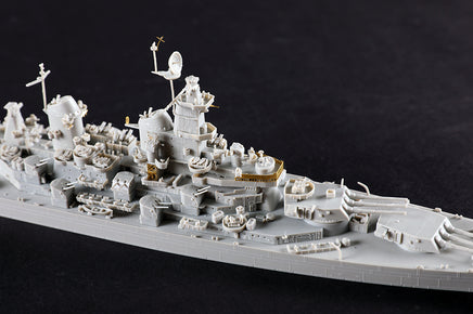 1/700 Trumpeter USS Missouri BB-63 - 06748