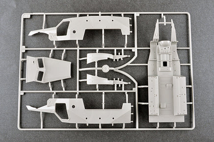 1/35 Trumpeter Soviet BTR-152V1 APC - 09573