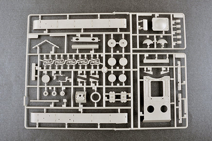 1/35 Trumpeter KV-1 1942 Simplified Turret Tank with Tank Crew - 09597