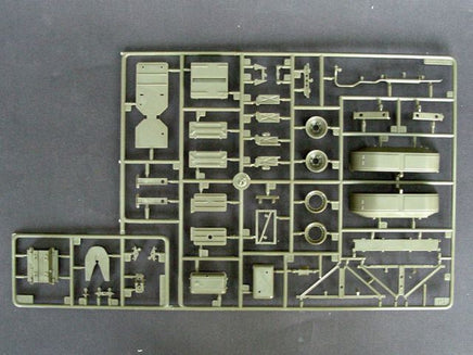 1/35 Trumpeter SA-2 Guideline Missile On Transport Trailer - 204