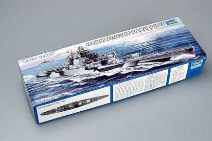 1/700 Trumpeter French Battleship Richelieu 1943 - 05750