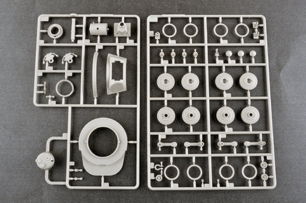 1/35 Trumpeter Soviet T-100 Heavy Tank - 09590