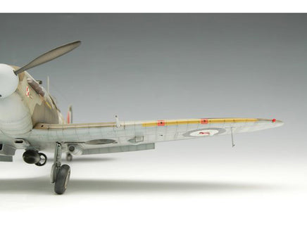 1/24 Trumpeter Supermarine Spitfire MK.Vb - 02403