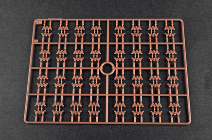 1/35 Trumpeter AT-T Artillery Prime Mover - 09501