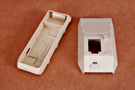 1/35 Trumpeter German 38(H) The Artillery Observation Vehicle - 355