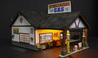 O Scale Woodland Ethyl's Gas & Service 5849