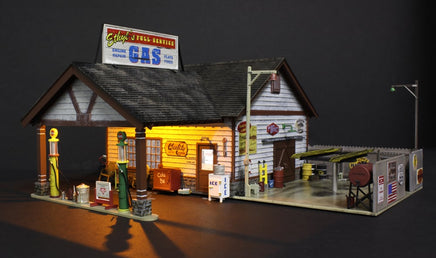 O Scale Woodland Ethyl's Gas & Service 5849