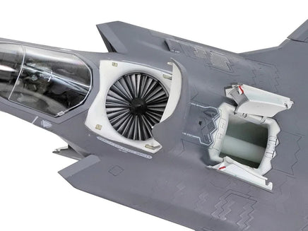 1/72 Tamiya Lockheed Martin F-35B 60793 - MPM Hobbies