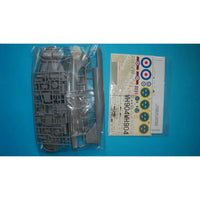 1/72 AMP E.E. Canberra T.Mk 11