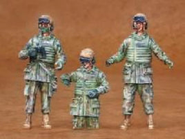 1/35 AFV HUNTING CREW-5 FIGURAS CON PERRO Y CONEJOS AF35092