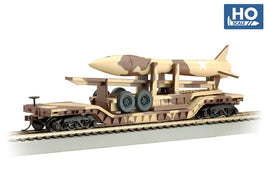 HO Bachmann 52' Center-Depressed Flat Car - Desert Camouflage with Missile 18340 - MPM Hobbies