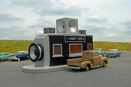HO Bachmann Fast Foto Drive-Through- Roadside USA Building 35207 - MPM Hobbies