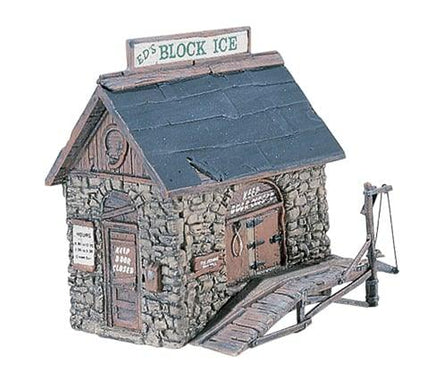 HO Woodland Ice House 219 - MPM Hobbies